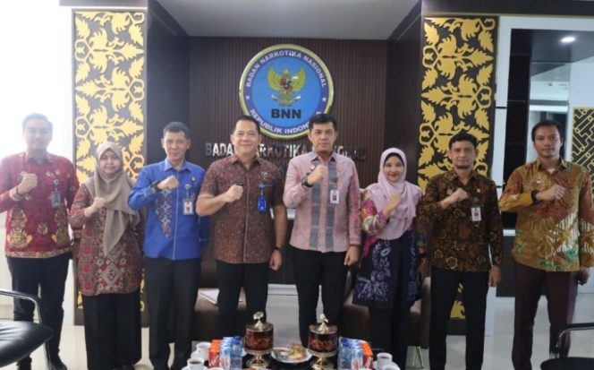 
					Kemenkumham Riau dan BNN Perkuat Sinergi, Wujudkan Desa Sadar Hukum dan Bebas Narkoba