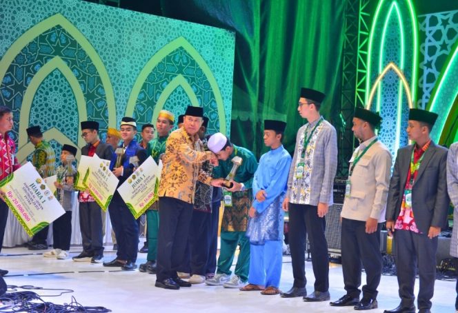 
					Kafilah Riau Borong Tiga Gelar Terbaik 1 di STQH Nasional XXVIII Kendari